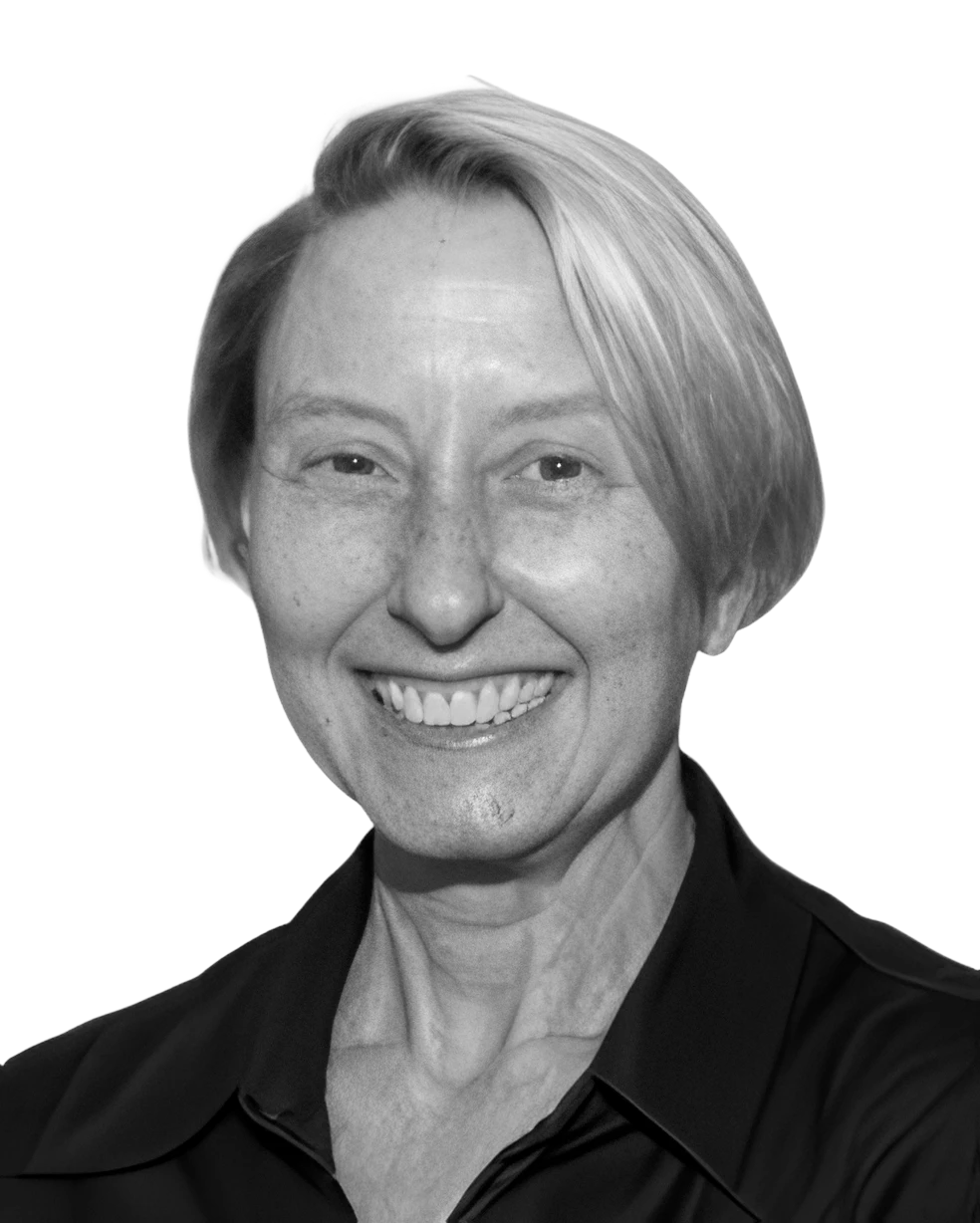 Portrait of Heather Miksch